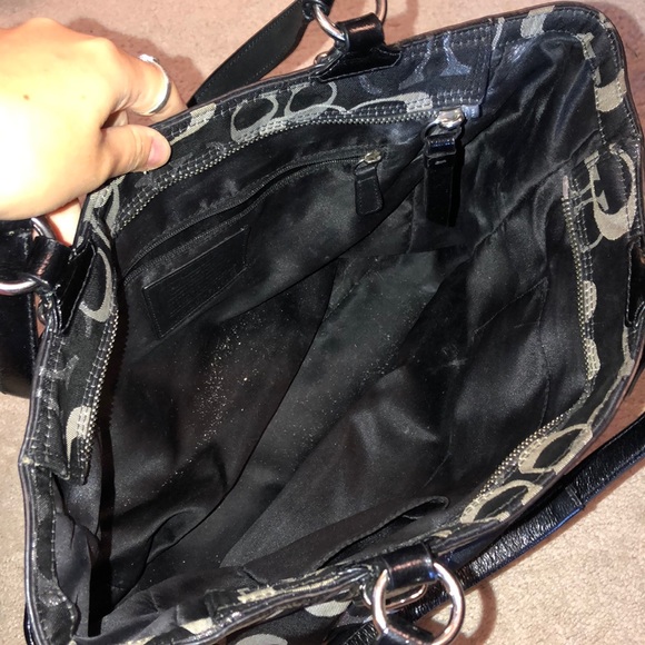 Authentic coach purse - Picture 3 of 3